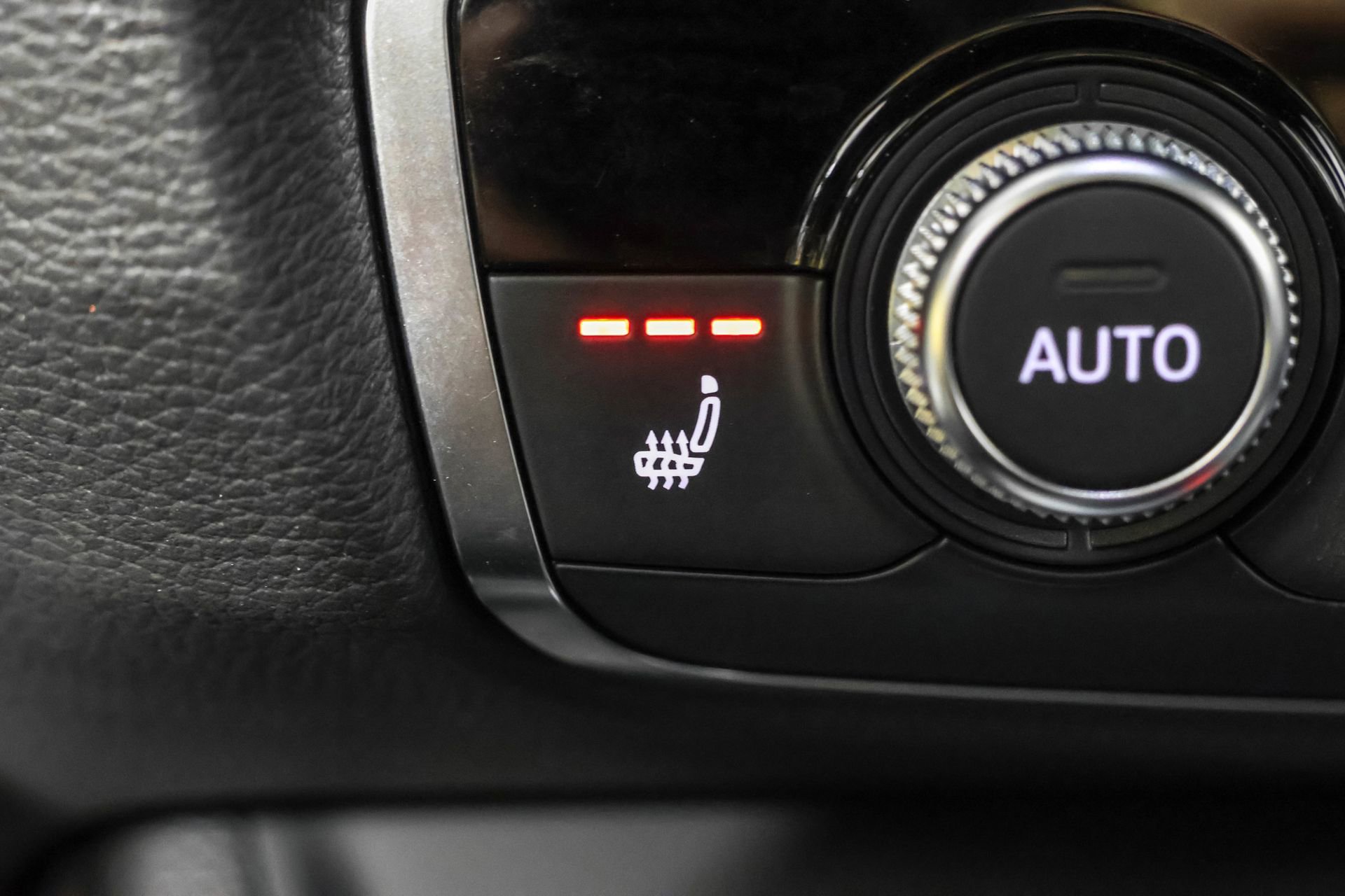 Used 2022 Audi Q3 2.0T Premium image 9