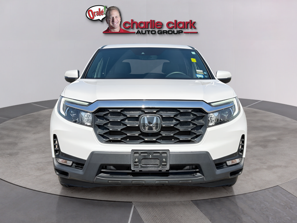 Used 2025 Honda Passport EX-L image 9