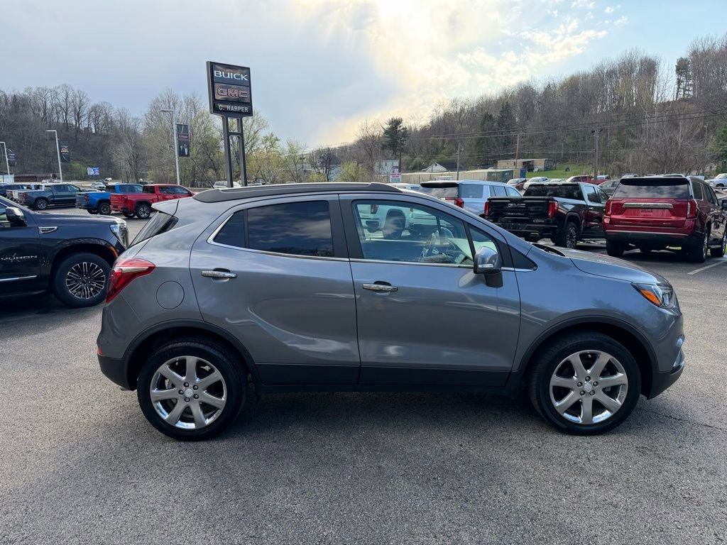 Used 2020 Buick Encore Essence w/ Experience Buick Package image 2