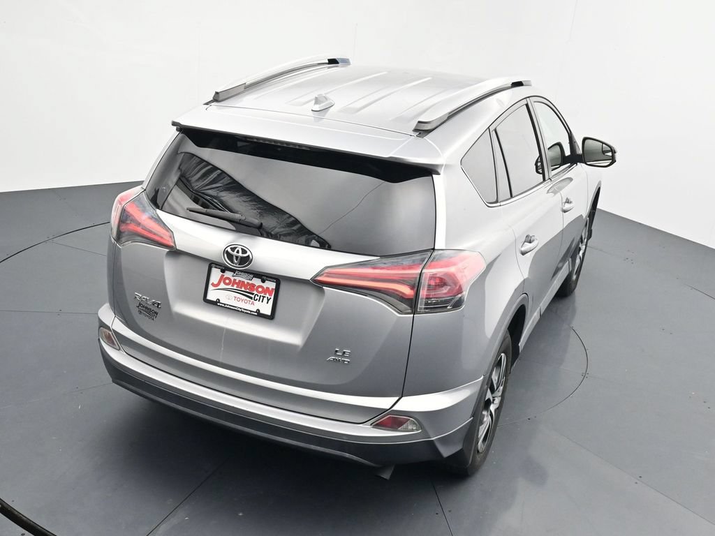 Used 2016 Toyota RAV4 LE AWD/4WD image 29
