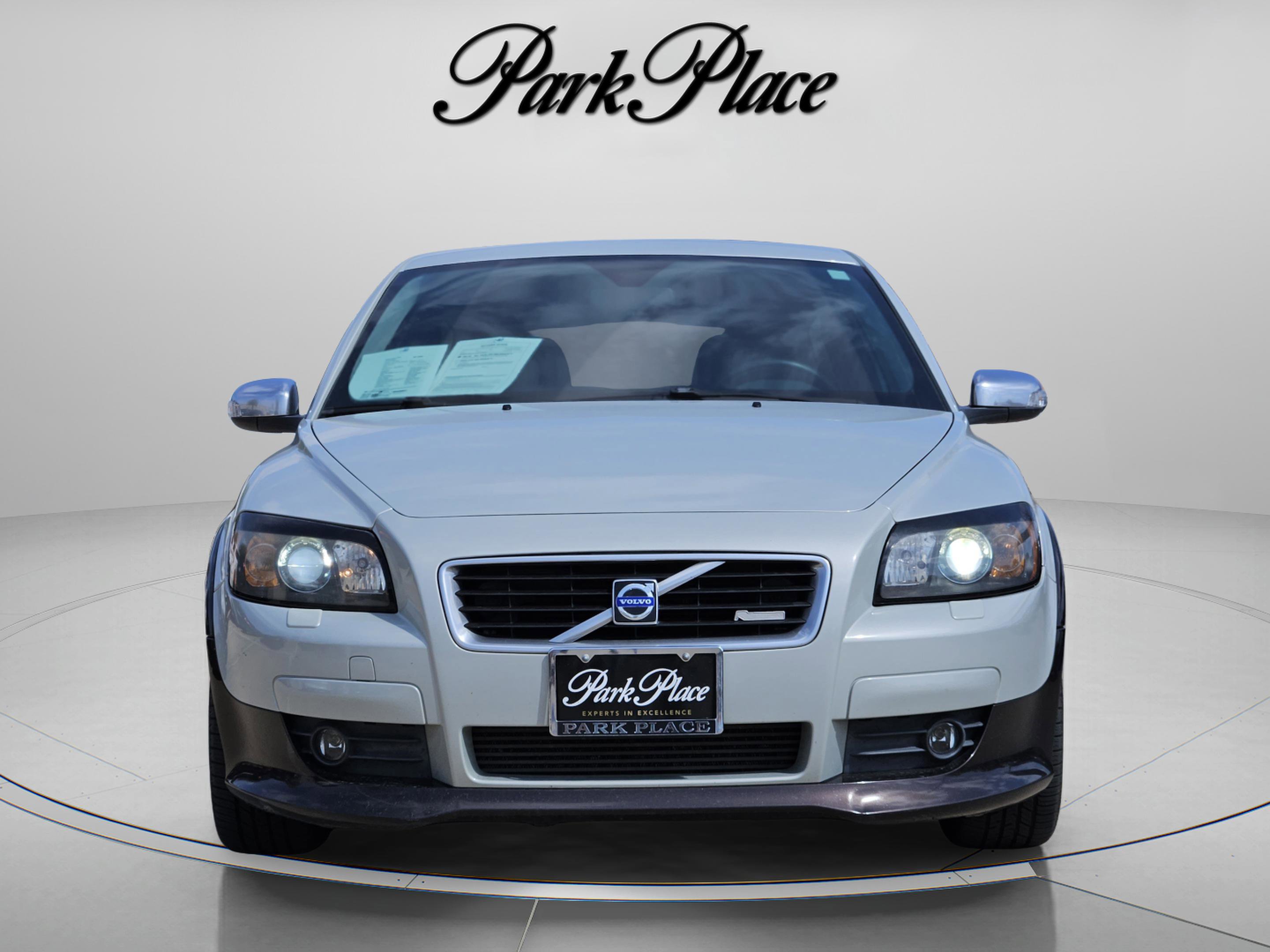 Used 2010 Volvo C30 image 9