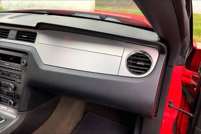 Used 2014 Ford Mustang Premium w/ Comfort Package image 16