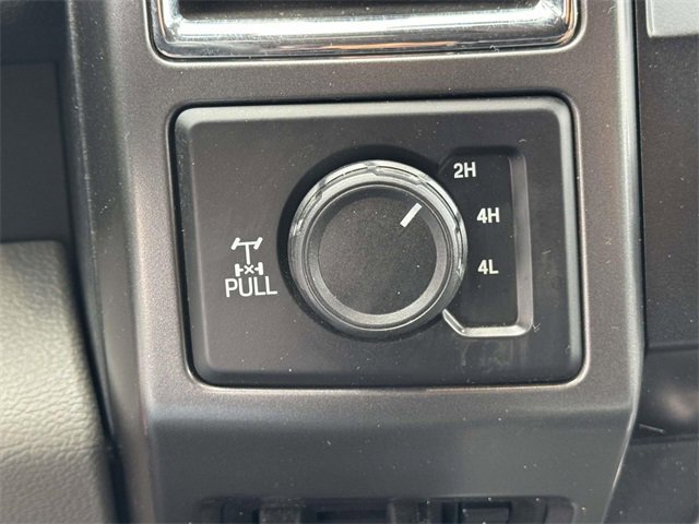 Used 2017 Ford F250 XLT w/ XLT Premium Package image 8