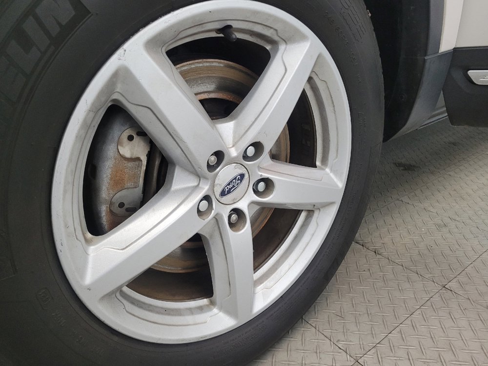 Used 2016 Ford Explorer XLT image 31