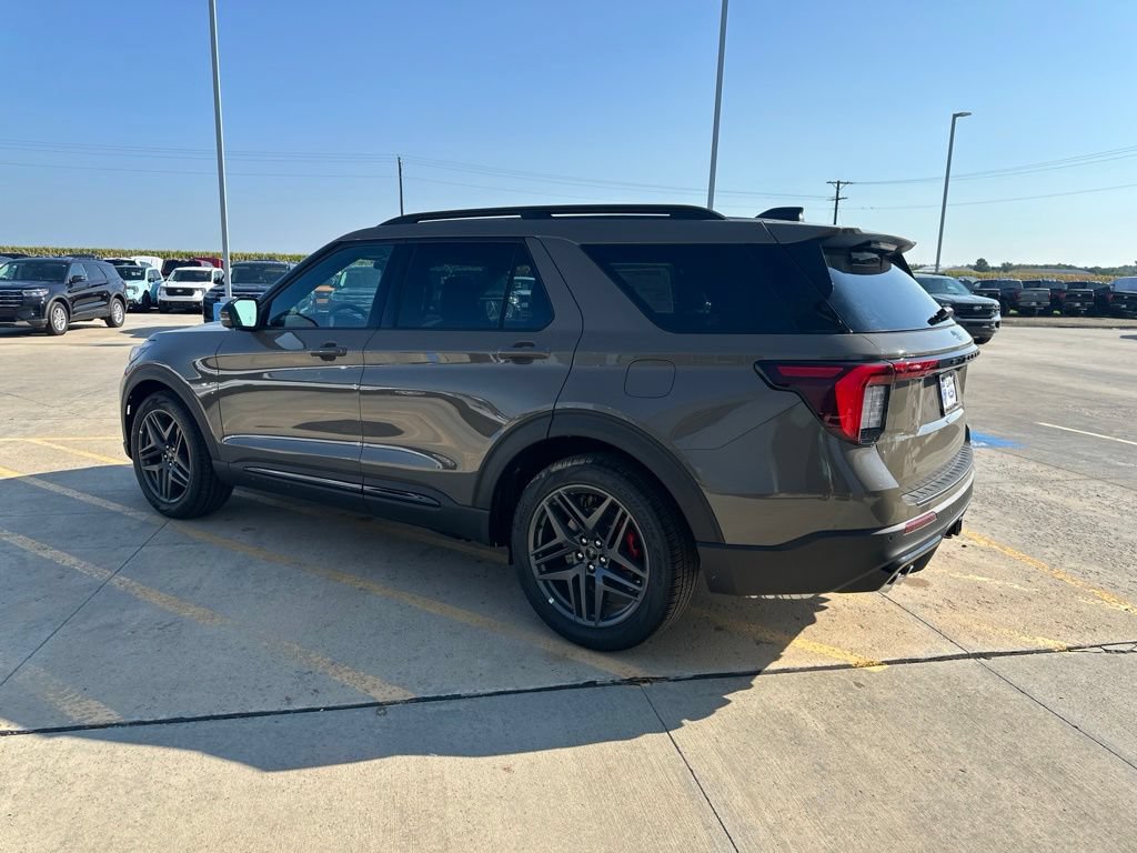 New 2026 Ford Explorer ST w/ Sun And Sound Package AWD/4WD image 5