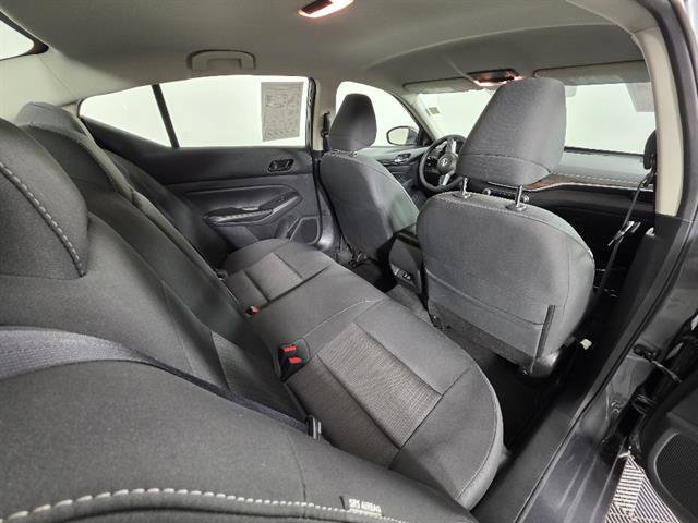 Used 2025 Nissan Altima 2.5 SV FWD image 18