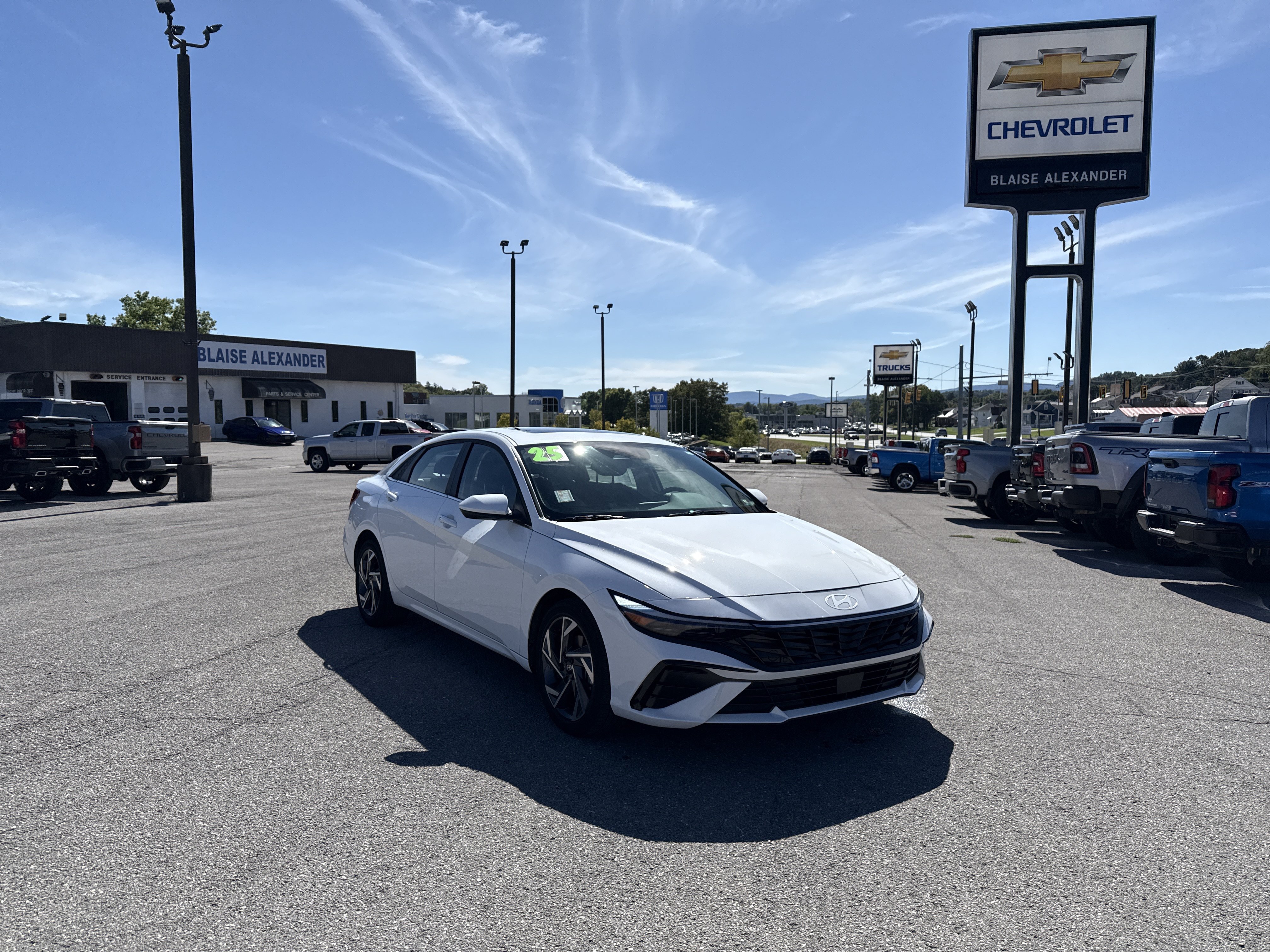 Certified 2025 Hyundai Elantra SEL
