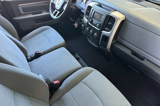 Used 2019 RAM 1500 Classic SLT AWD/4WD image 17