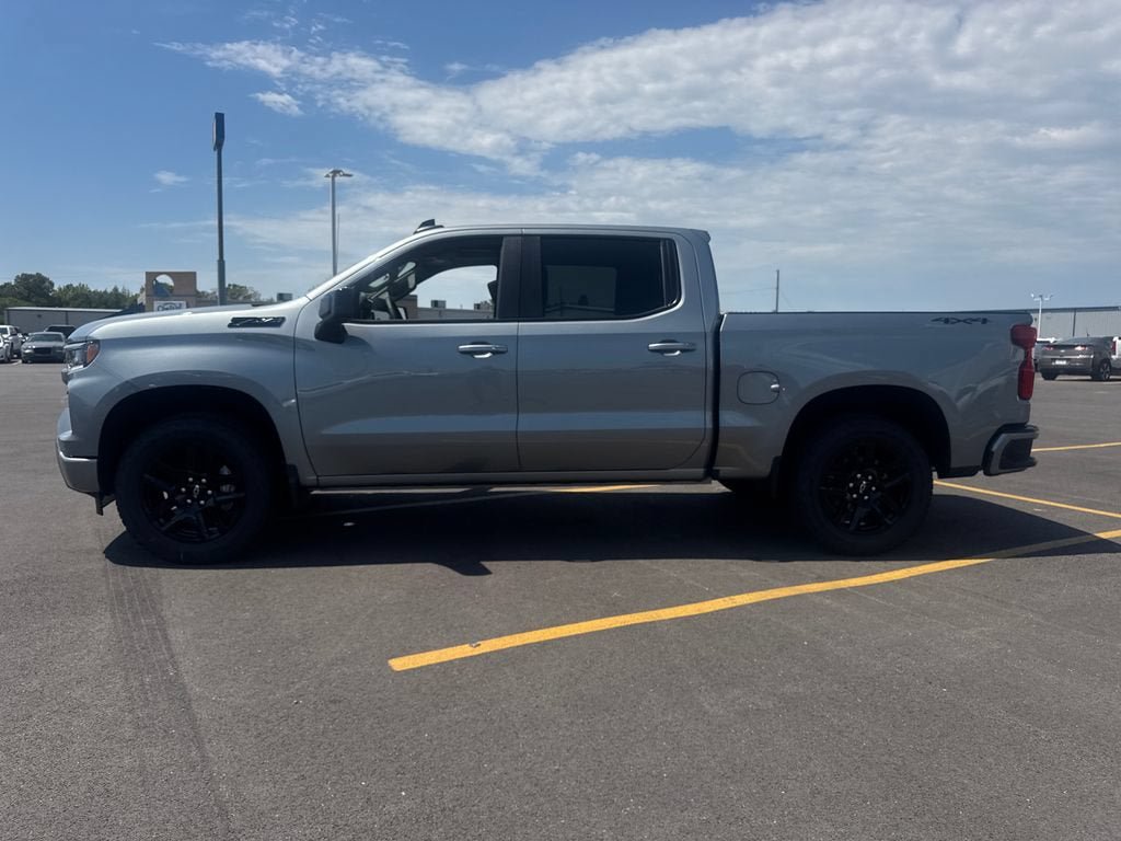 New 2026 Chevrolet Silverado 1500 RST w/ Dark Appearance Package AWD/4WD image 3