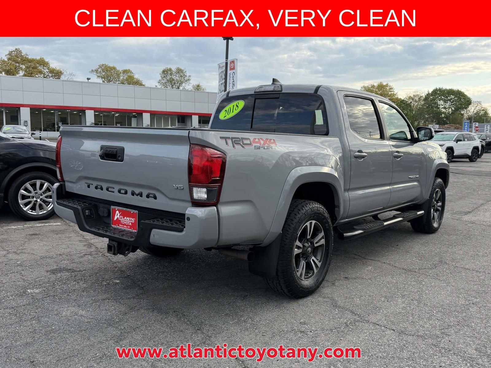 Used 2018 Toyota Tacoma TRD Sport AWD/4WD image 8