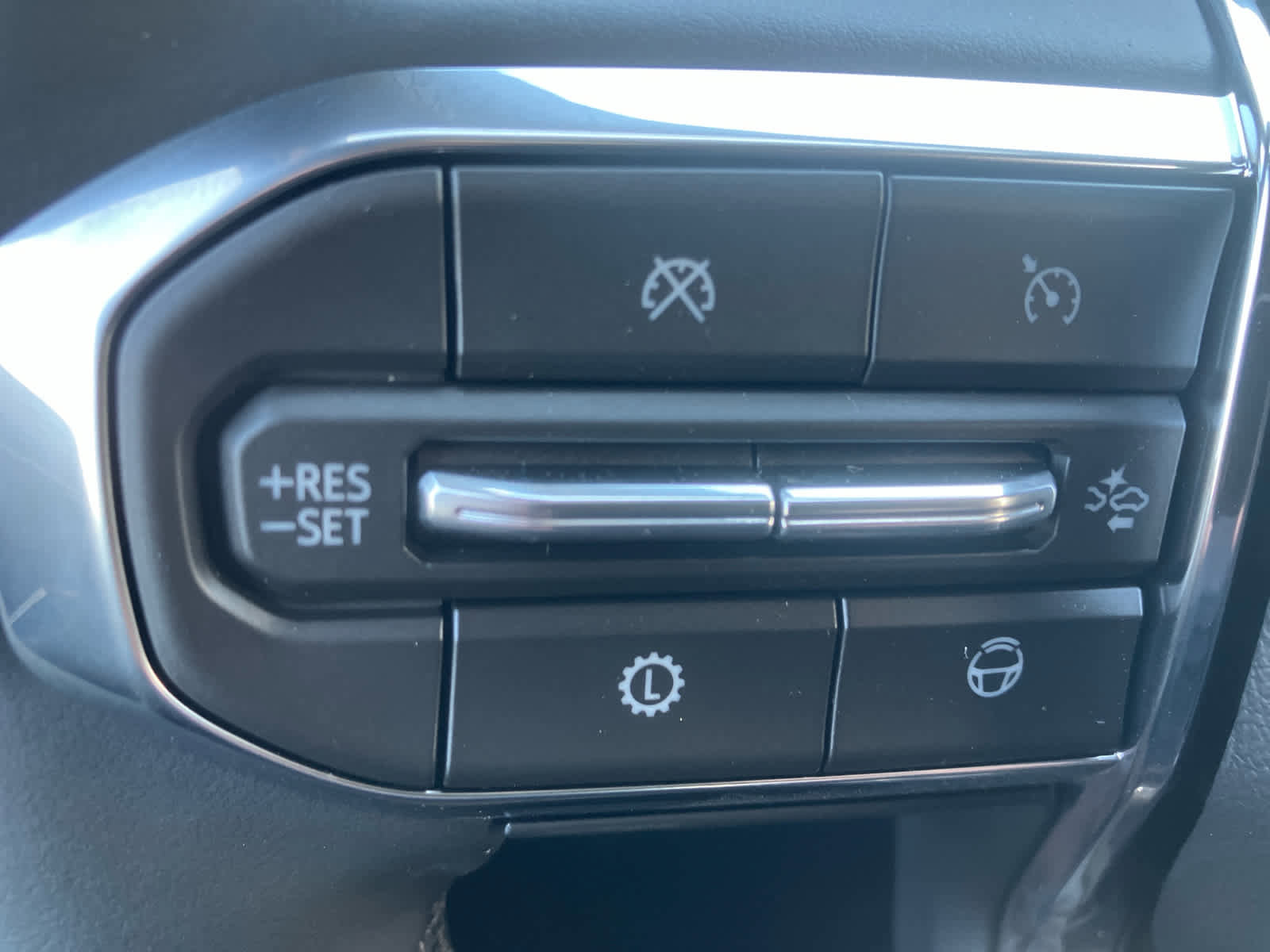 New 2026 GMC Yukon Elevation image 20