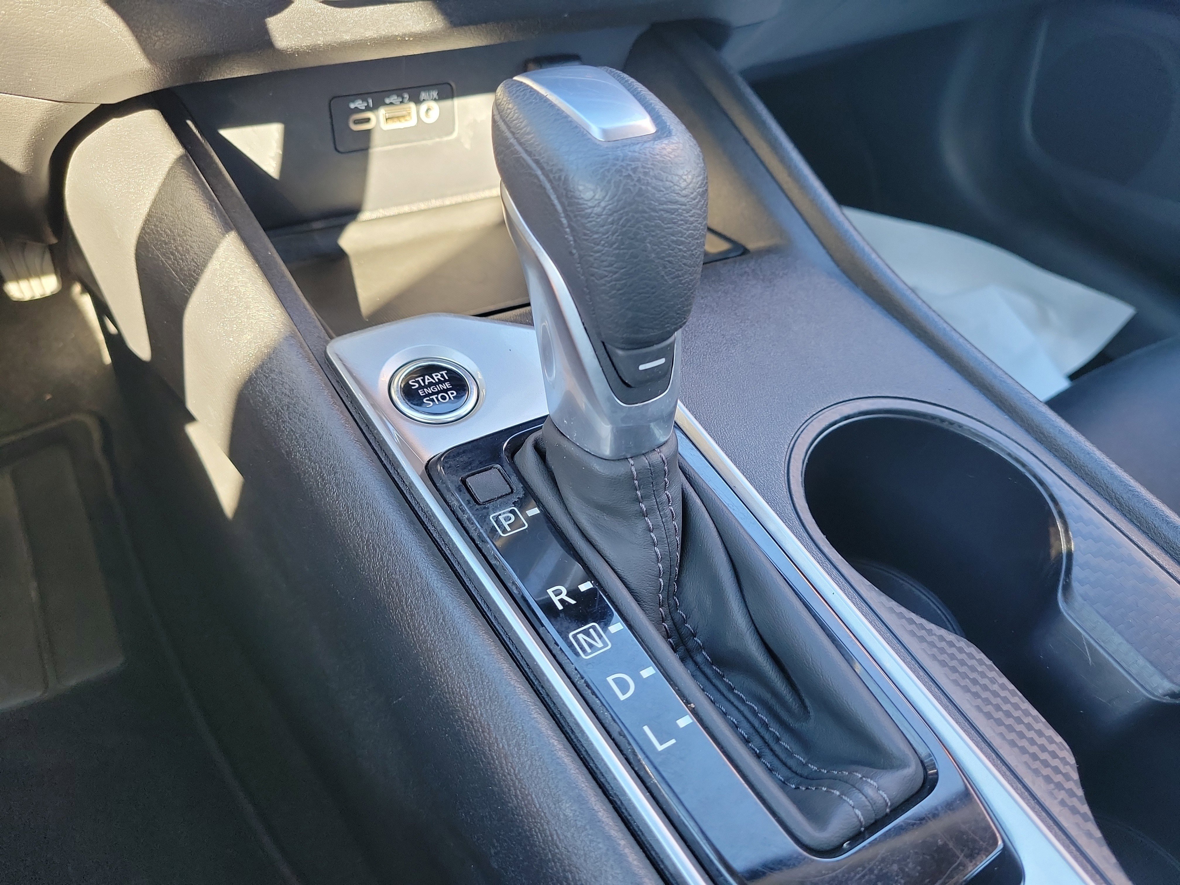 Used 2025 Nissan Altima 2.5 SV image 30