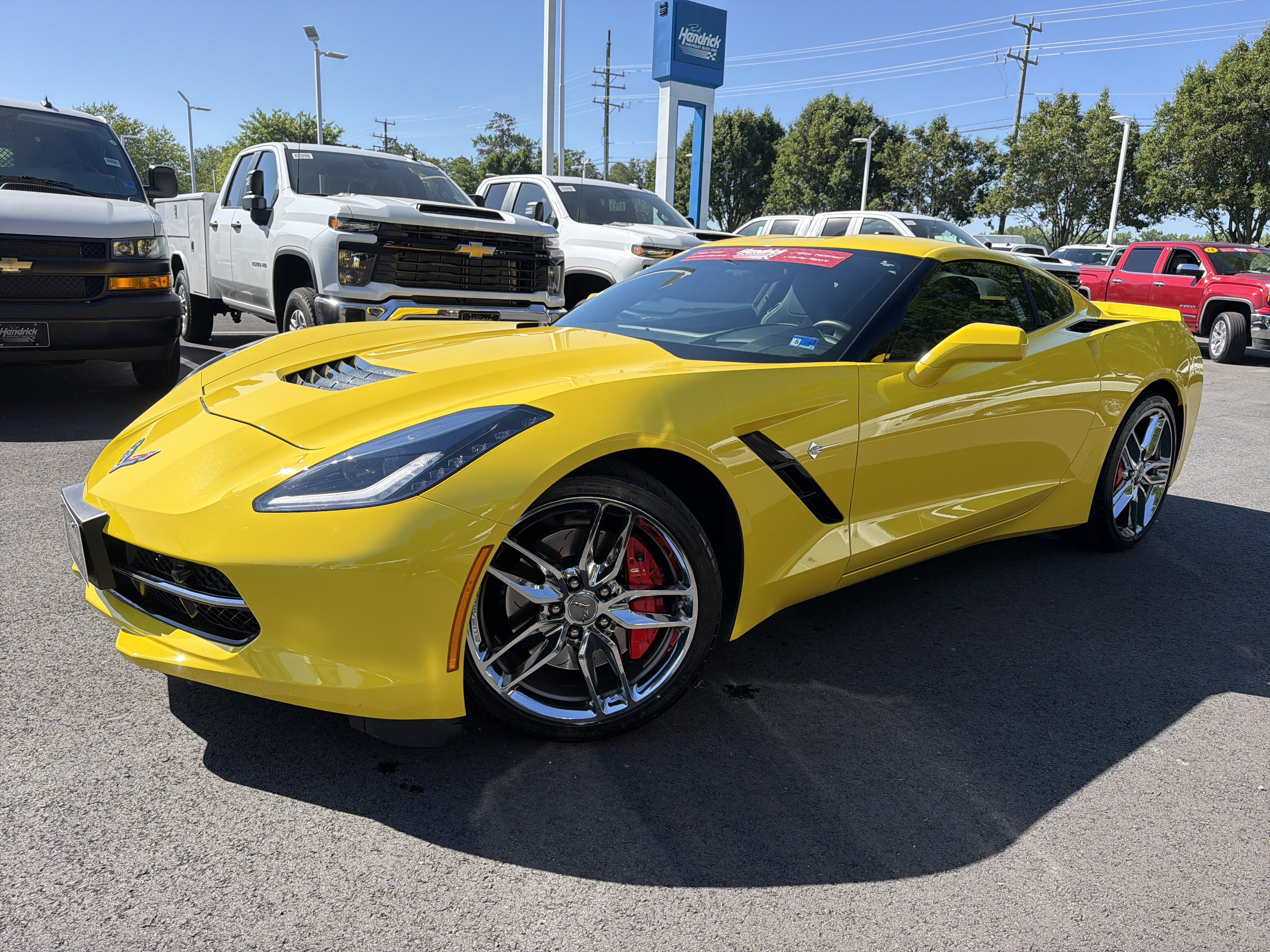 Used 2016 Chevrolet Corvette Stingray Coupe w/ 2LT Preferred Equipment Group RWD image 5