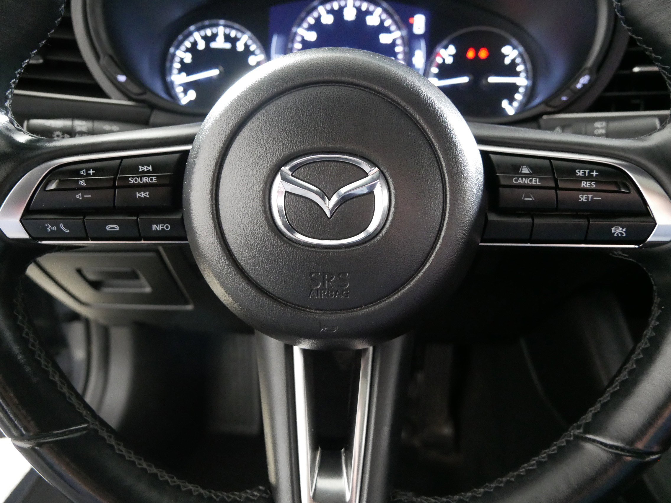 Used 2024 MAZDA MAZDA3 s image 24