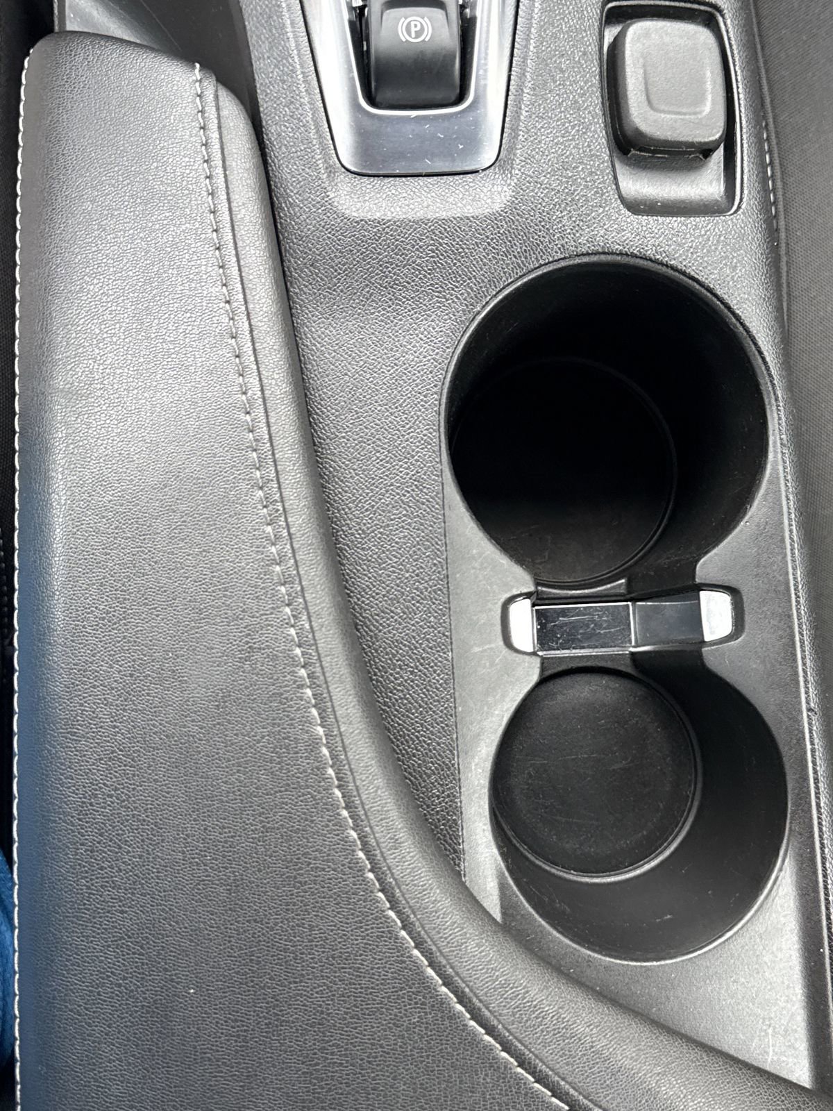 Used 2023 Chevrolet Camaro LT image 25