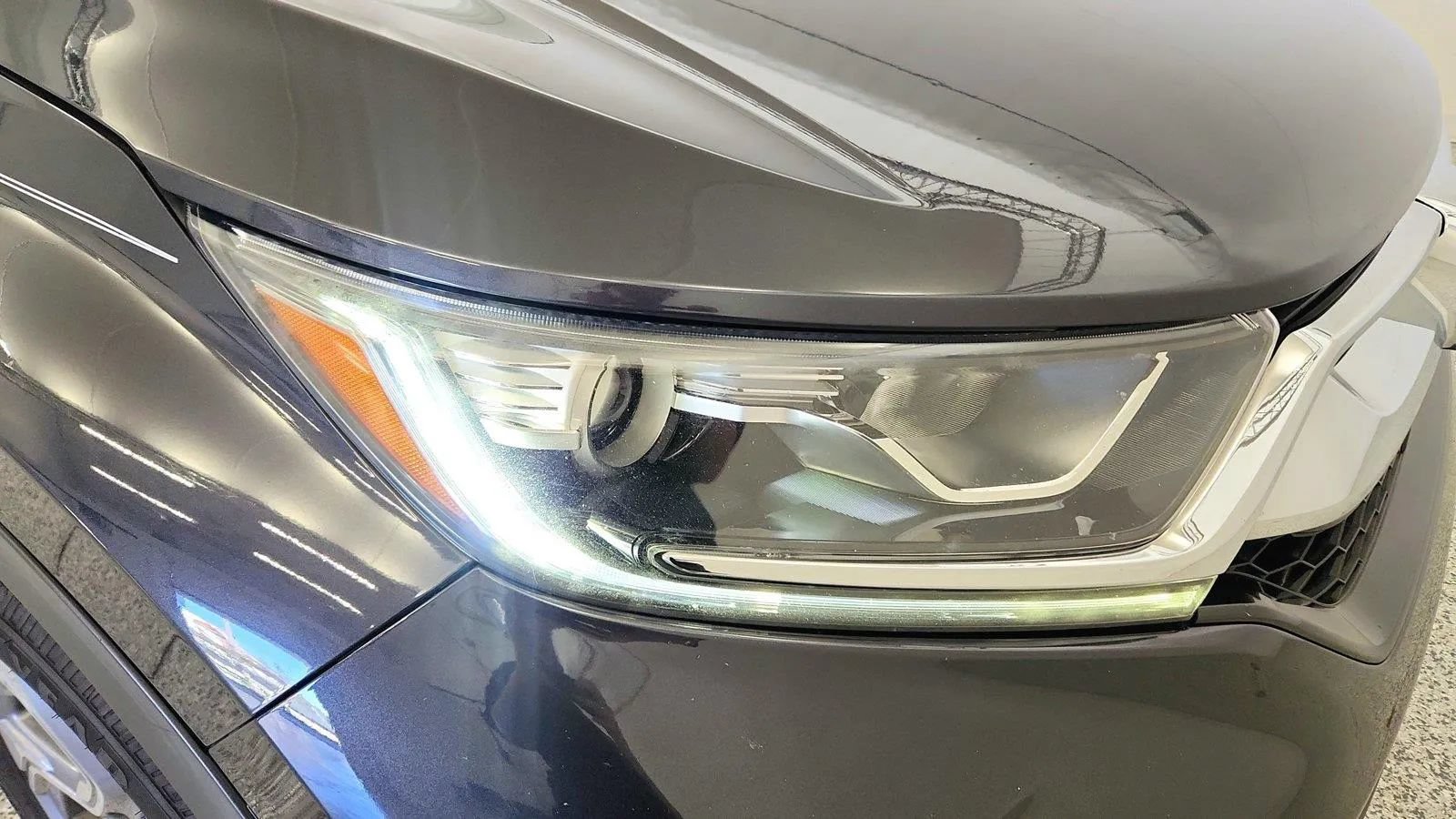 Used 2018 Honda CR-V EX-L image 32