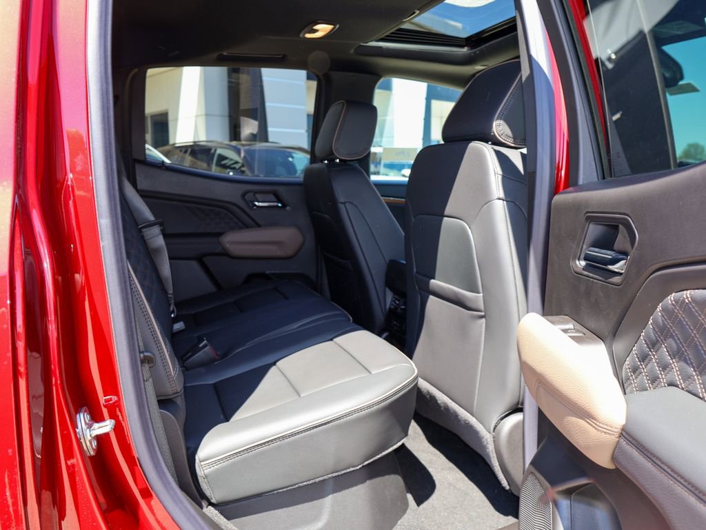 New 2026 GMC Canyon Denali image 31