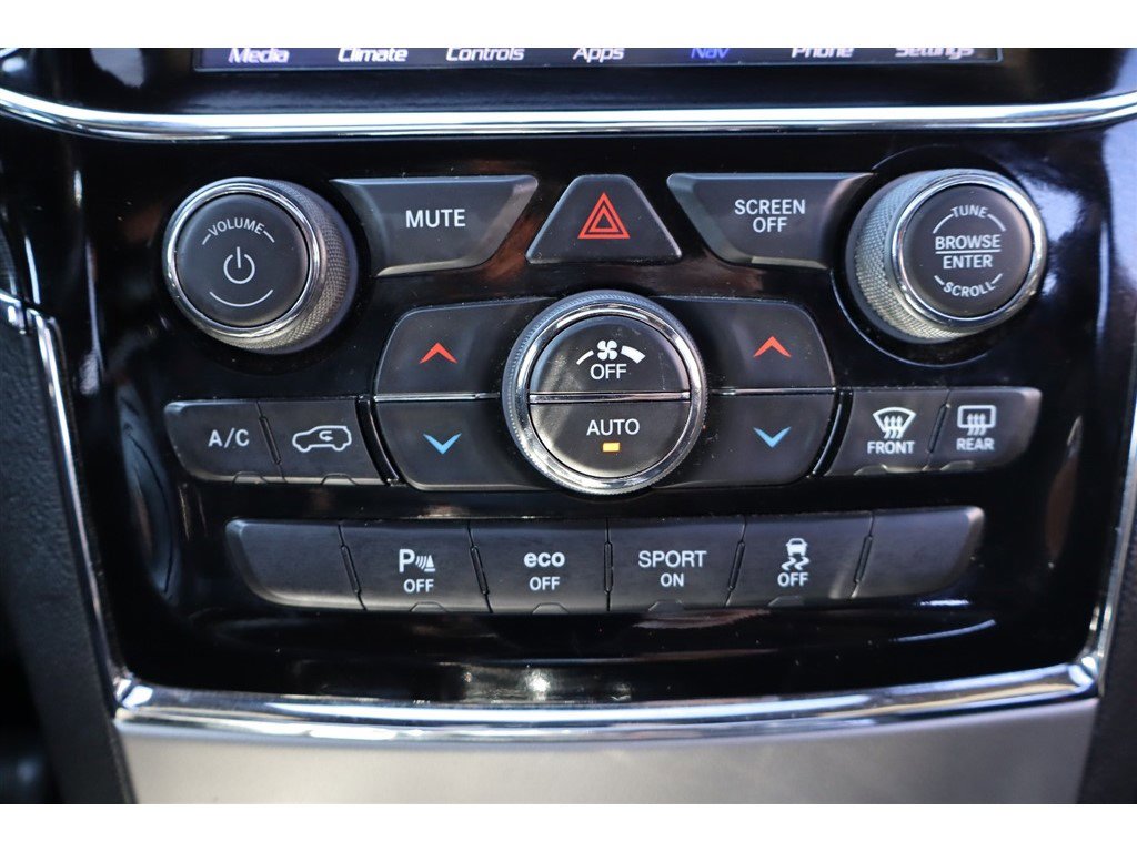 Used 2021 Jeep Grand Cherokee Trailhawk w/ Premium Lighting Group AWD/4WD image 31