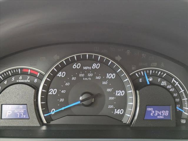 Used 2015 Toyota Camry LE w/ Four Season Floor Mat Package image 10