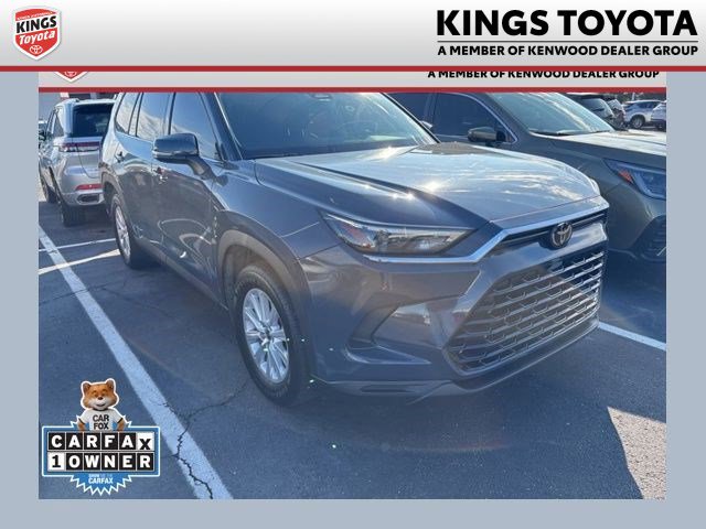 Used 2024 Toyota Grand Highlander XLE image 1