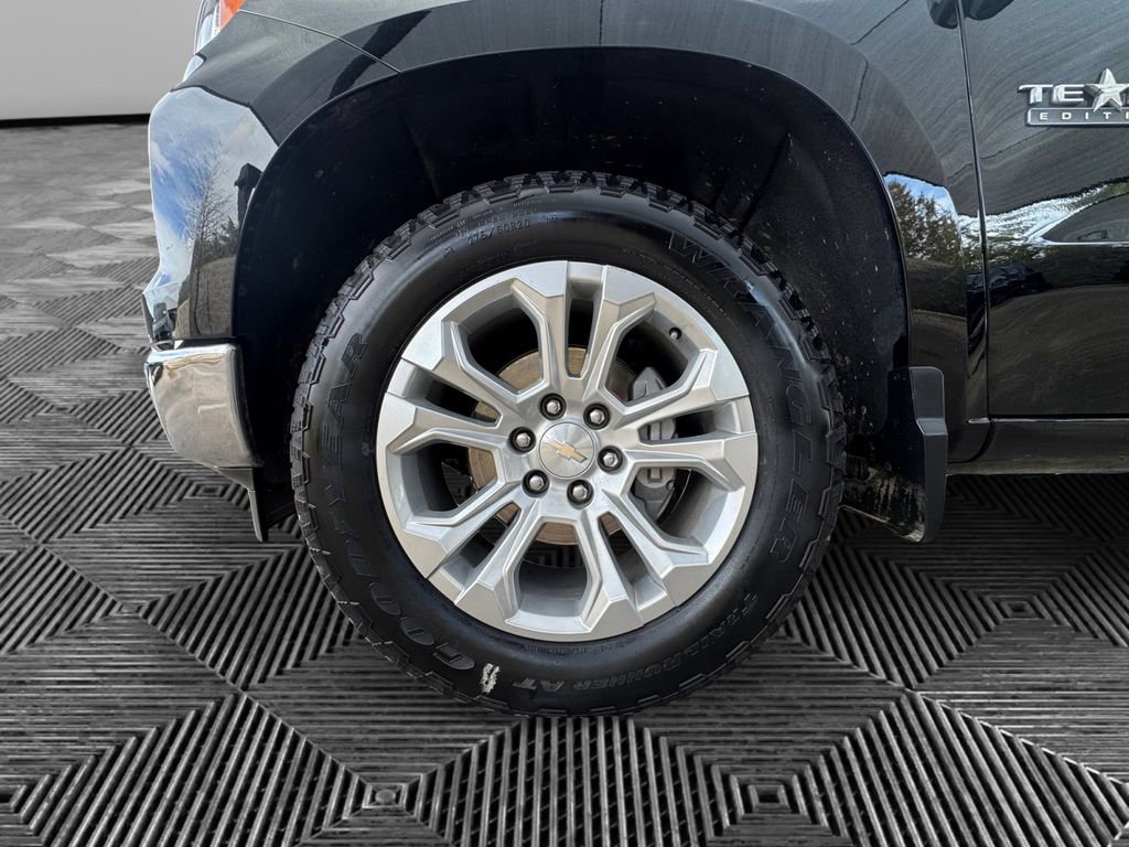 Used 2024 Chevrolet Silverado 1500 LTZ image 9