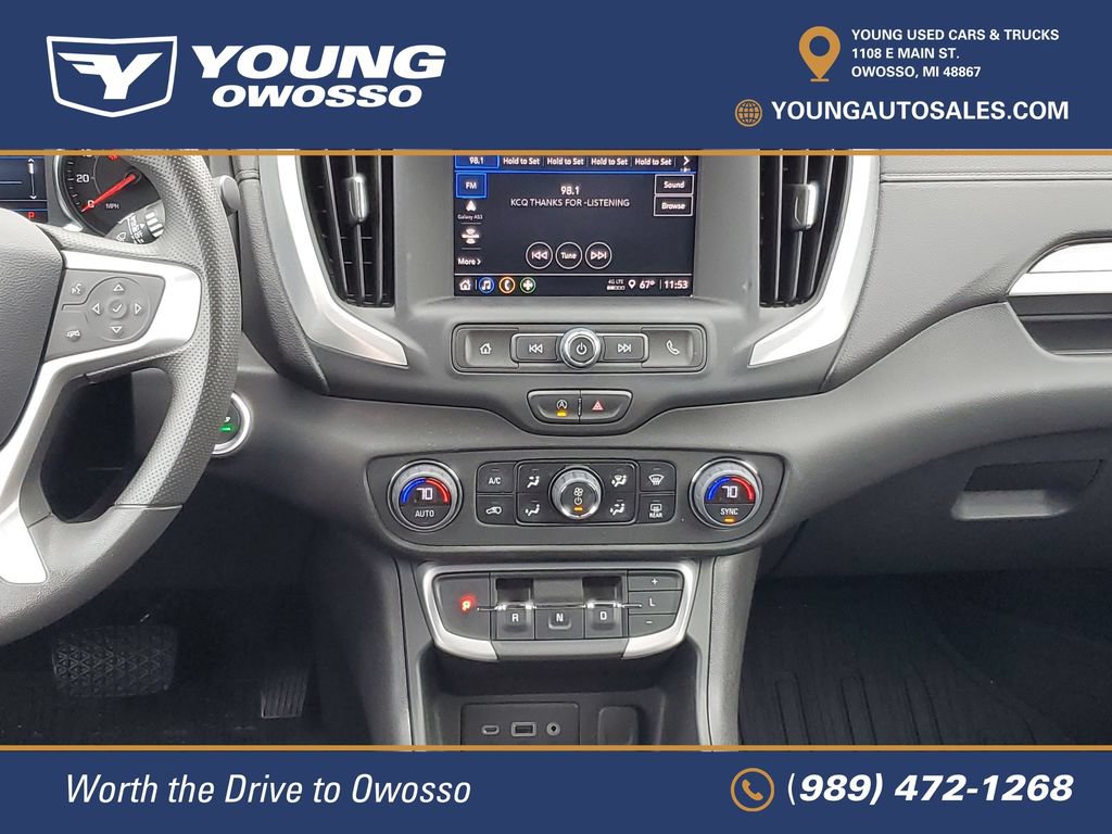 Used 2024 GMC Terrain SLE w/ Driver Convenience Package FWD image 26