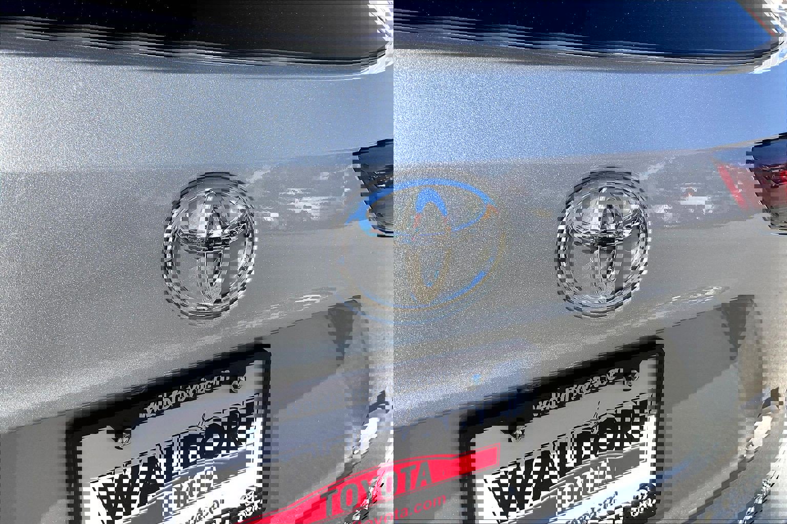 Used 2024 Toyota Highlander LE image 10