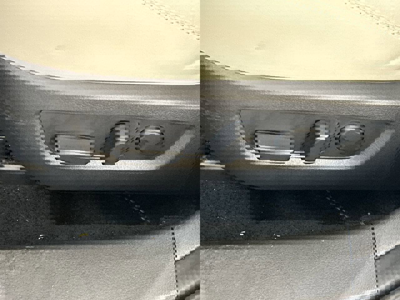 Used 2025 MAZDA CX-30 2.5 Turbo w/ Premium Package AWD/4WD image 19