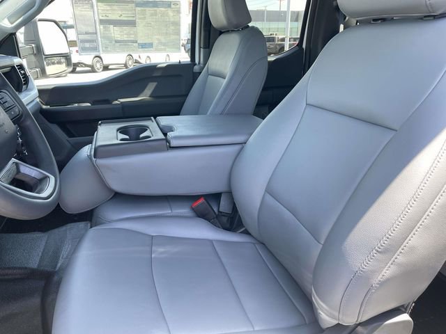 New 2026 Ford F250 XL w/ XL Chrome Package image 17