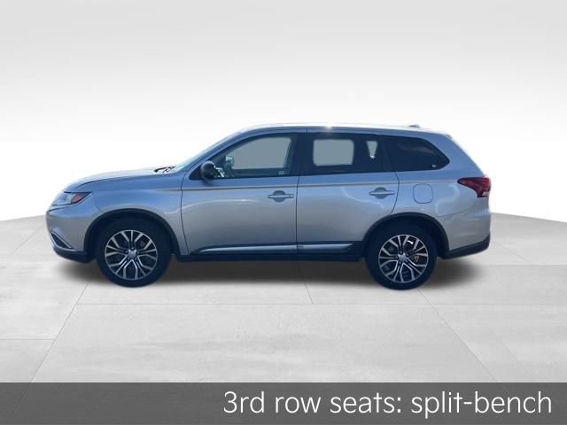 Used 2018 Mitsubishi Outlander AWD image 4