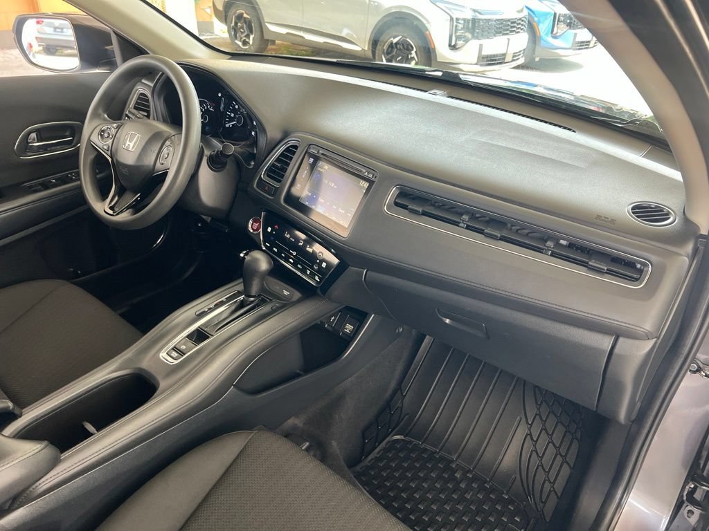 Used 2017 Honda HR-V EX image 21
