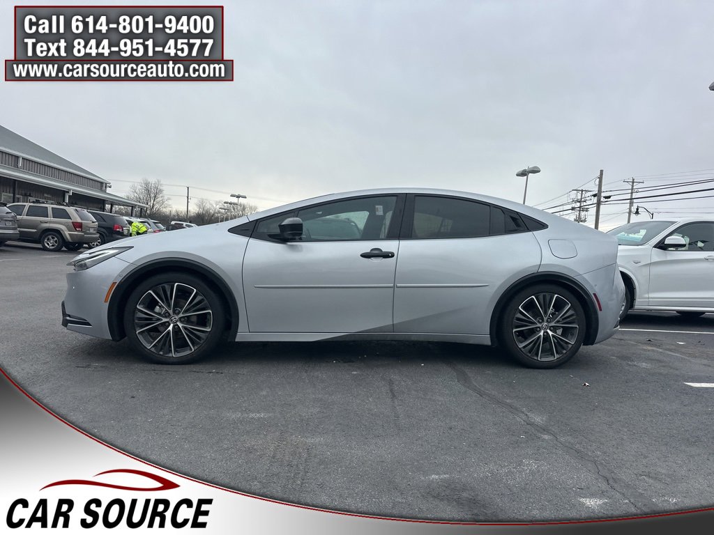 Used 2025 Toyota Prius Limited image 3