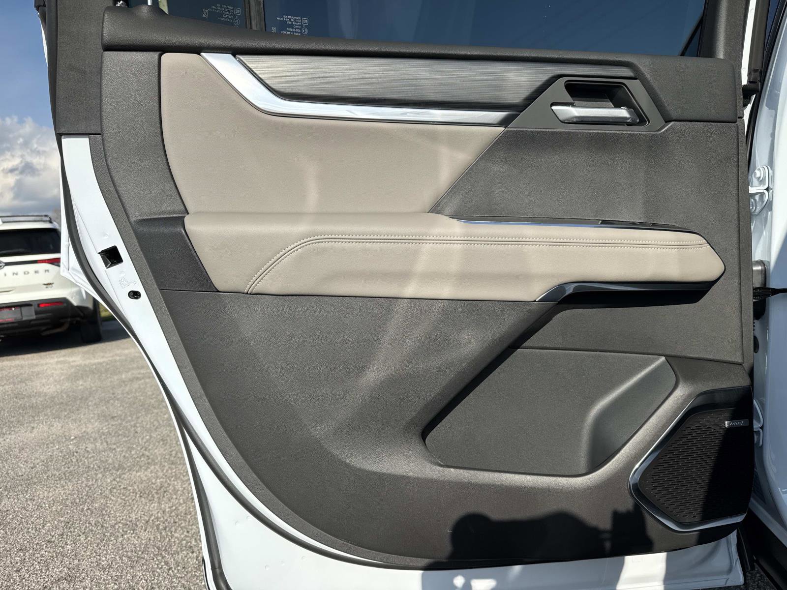 New 2026 GMC Acadia Elevation w/ Elevation Premium Package image 12