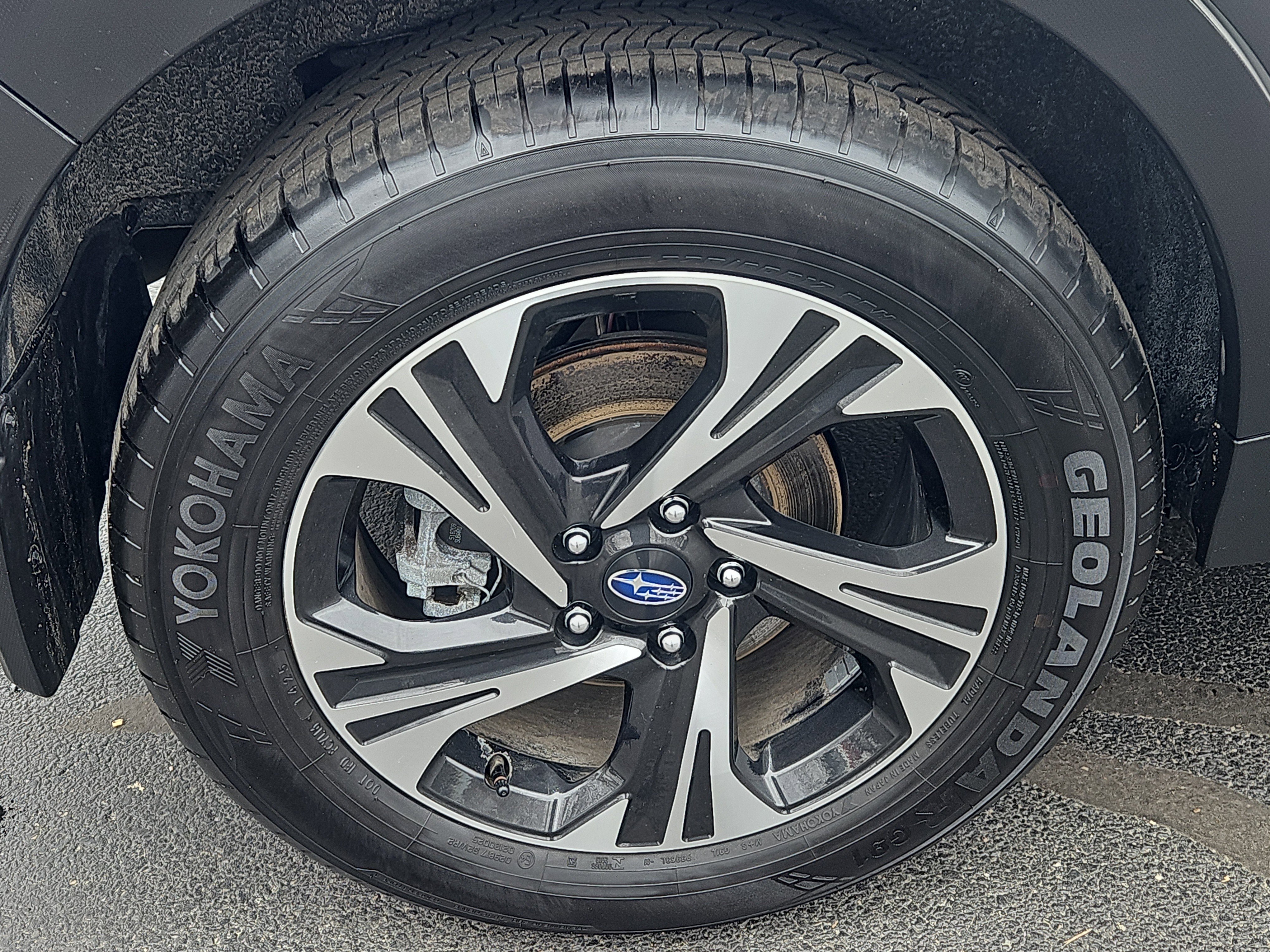 Certified 2025 Subaru Crosstrek 2.0i Premium image 27