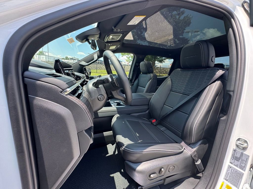New 2025 GMC Sierra EV Denali image 5