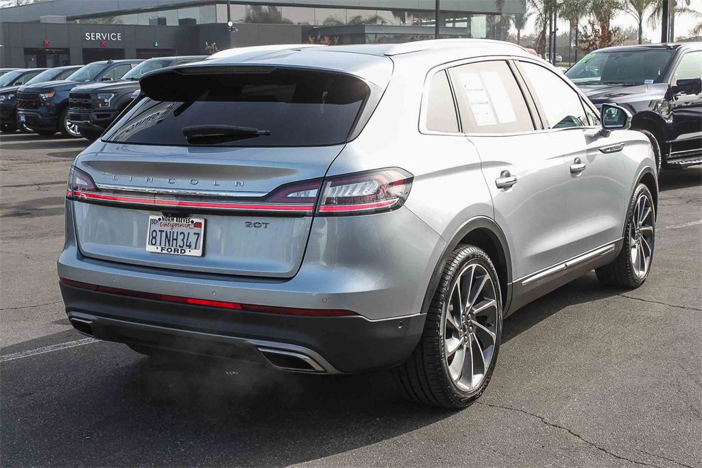 Used 2020 Lincoln Nautilus Reserve w/ Equipment Group 201A image 9