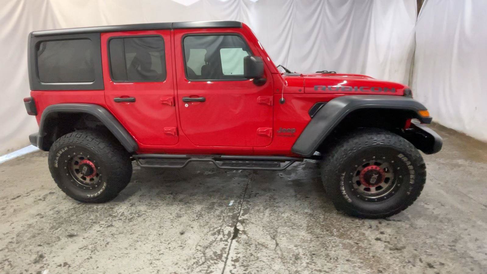 Used 2019 Jeep Wrangler Unlimited Rubicon w/ Dual Top Group AWD/4WD image 4