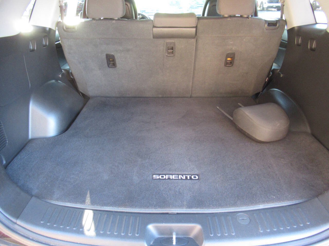 Used 2013 Kia Sorento LX FWD image 9