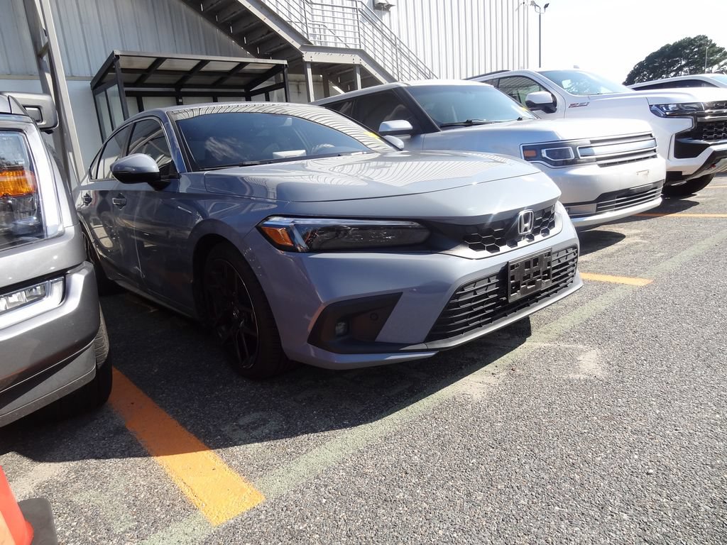 Used 2024 Honda Civic Sport Touring image 1