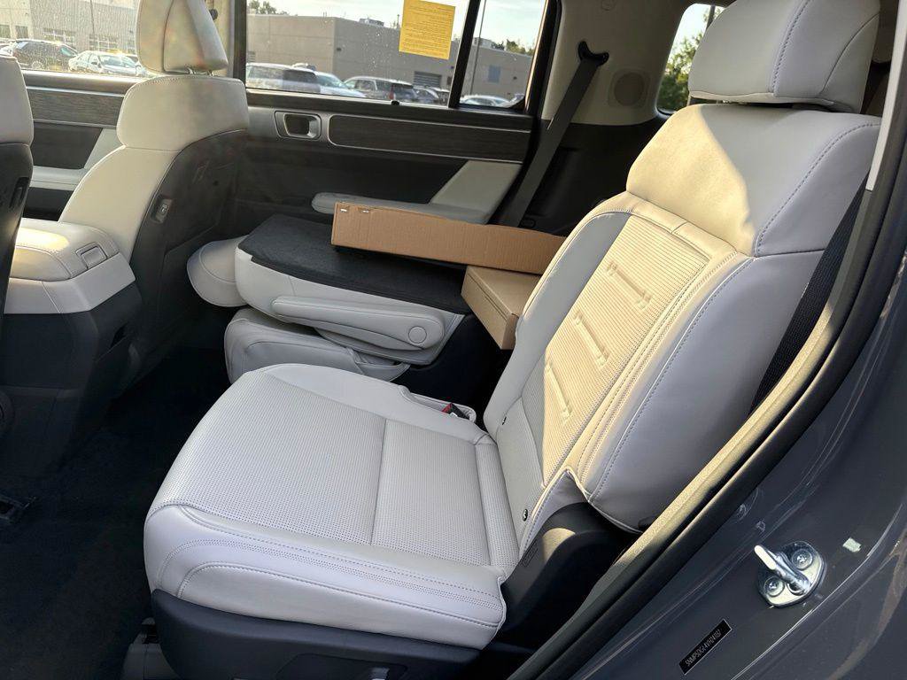 New 2027 Hyundai Santa Fe Calligraphy AWD/4WD image 20