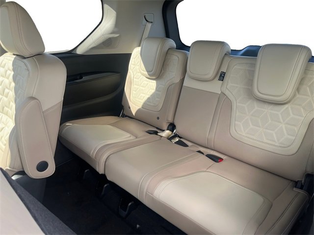 New 2025 Nissan Armada Platinum image 8