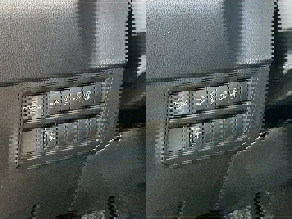 New 2026 Toyota Tundra SR5 image 8