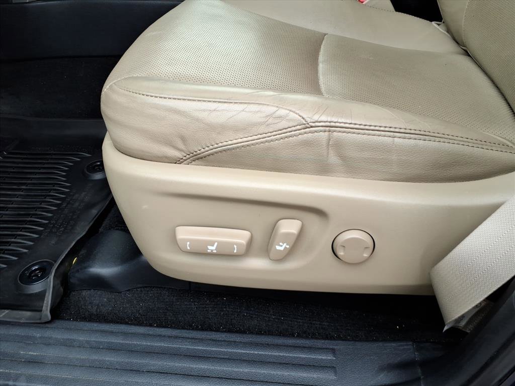 Used 2018 Toyota 4Runner Limited image 9