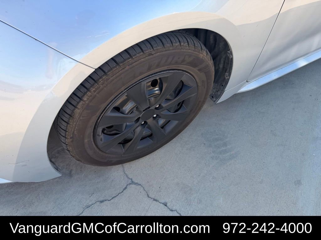 Used 2020 Toyota Corolla LE image 7