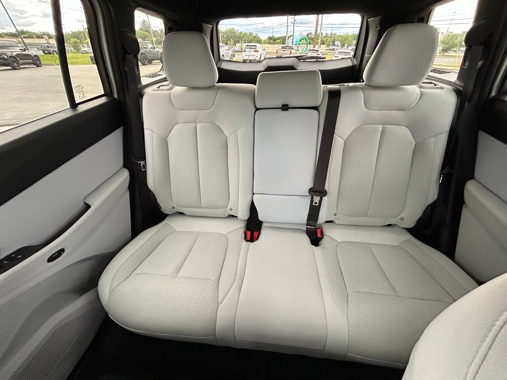 New 2026 Jeep Cherokee Limited AWD/4WD image 13