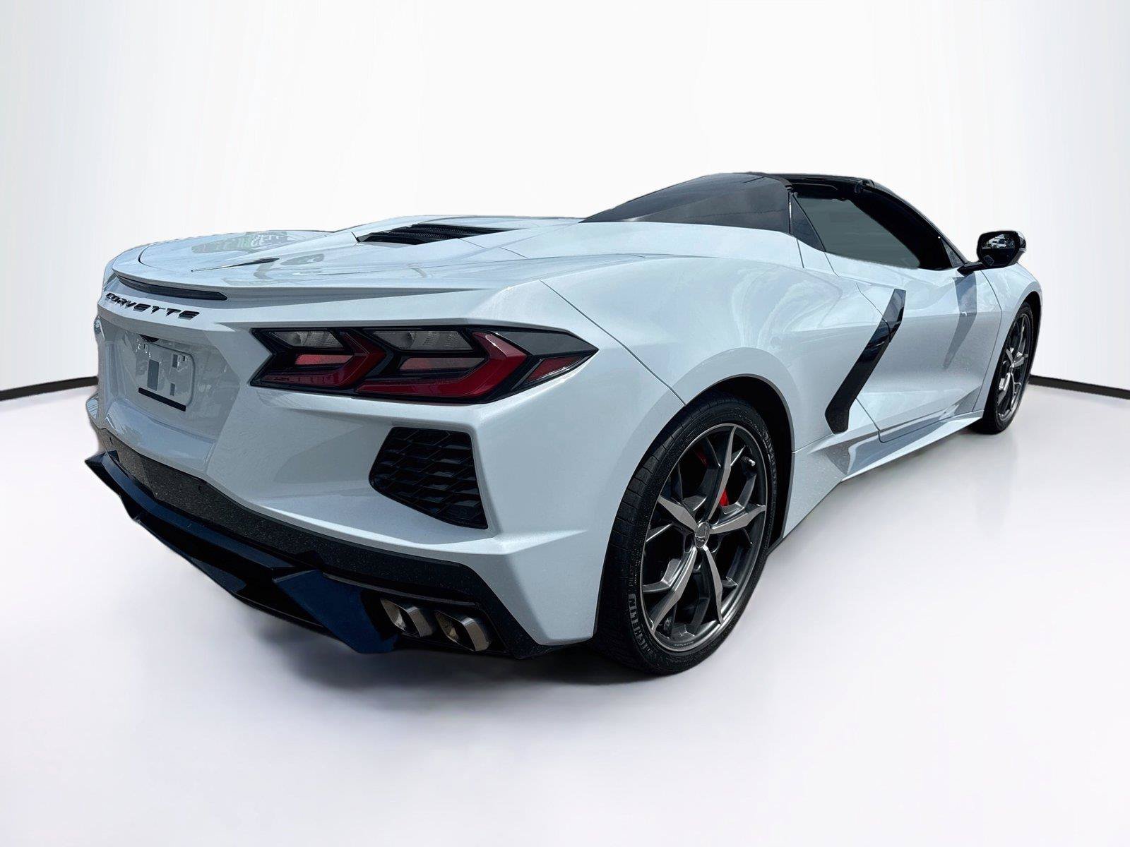 Used 2022 Chevrolet Corvette Stingray Preferred Conv RWD image 5