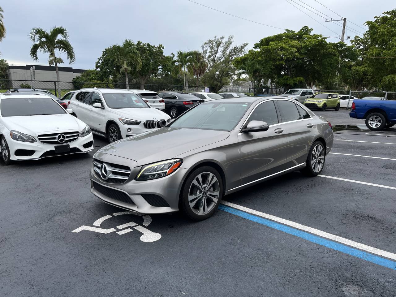 Used 2019 Mercedes-Benz C 300 Sedan image 1