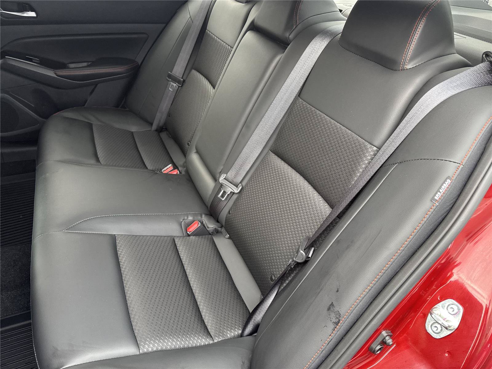 Used 2025 Nissan Altima 2.5 SR FWD image 30