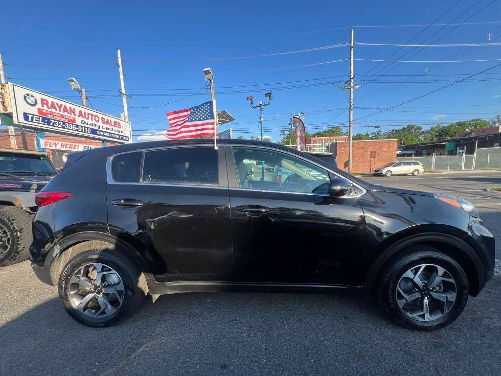 Used 2021 Kia Sportage LX w/ LX AWD Popular Package image 11