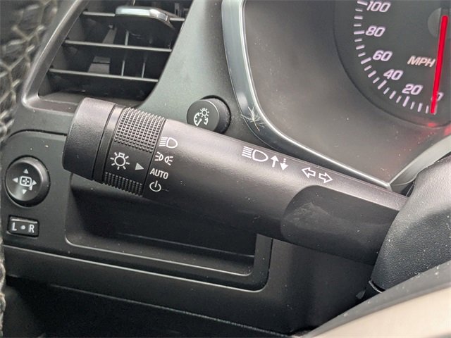 Used 2019 Chevrolet Corvette Stingray Coupe w/ Carbon Flash Badge Package image 19